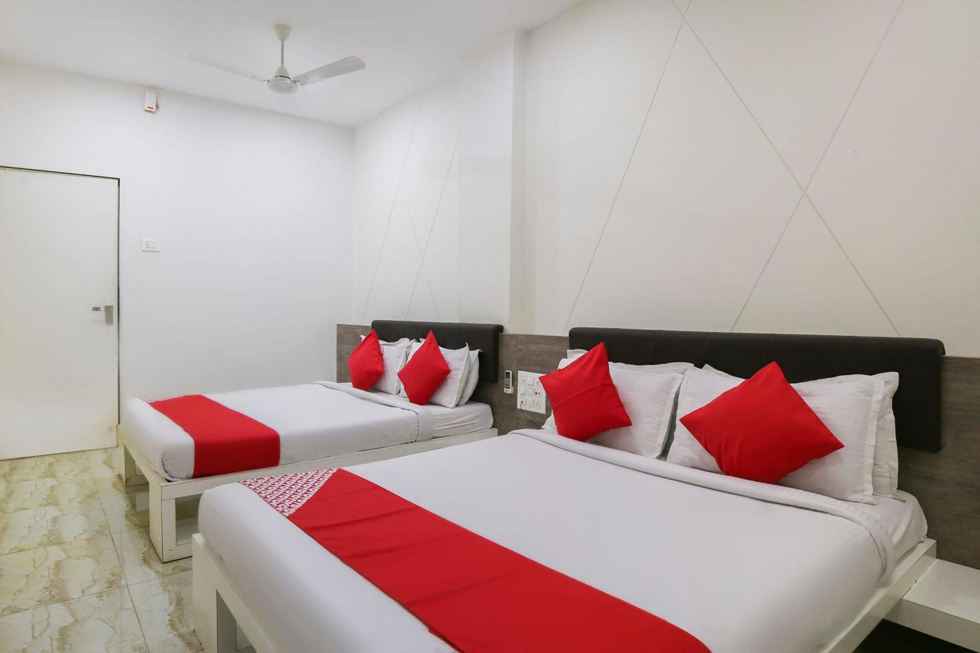 Hotel O Shiv Vatika Banquet & Rooms Bhatha Exterior photo