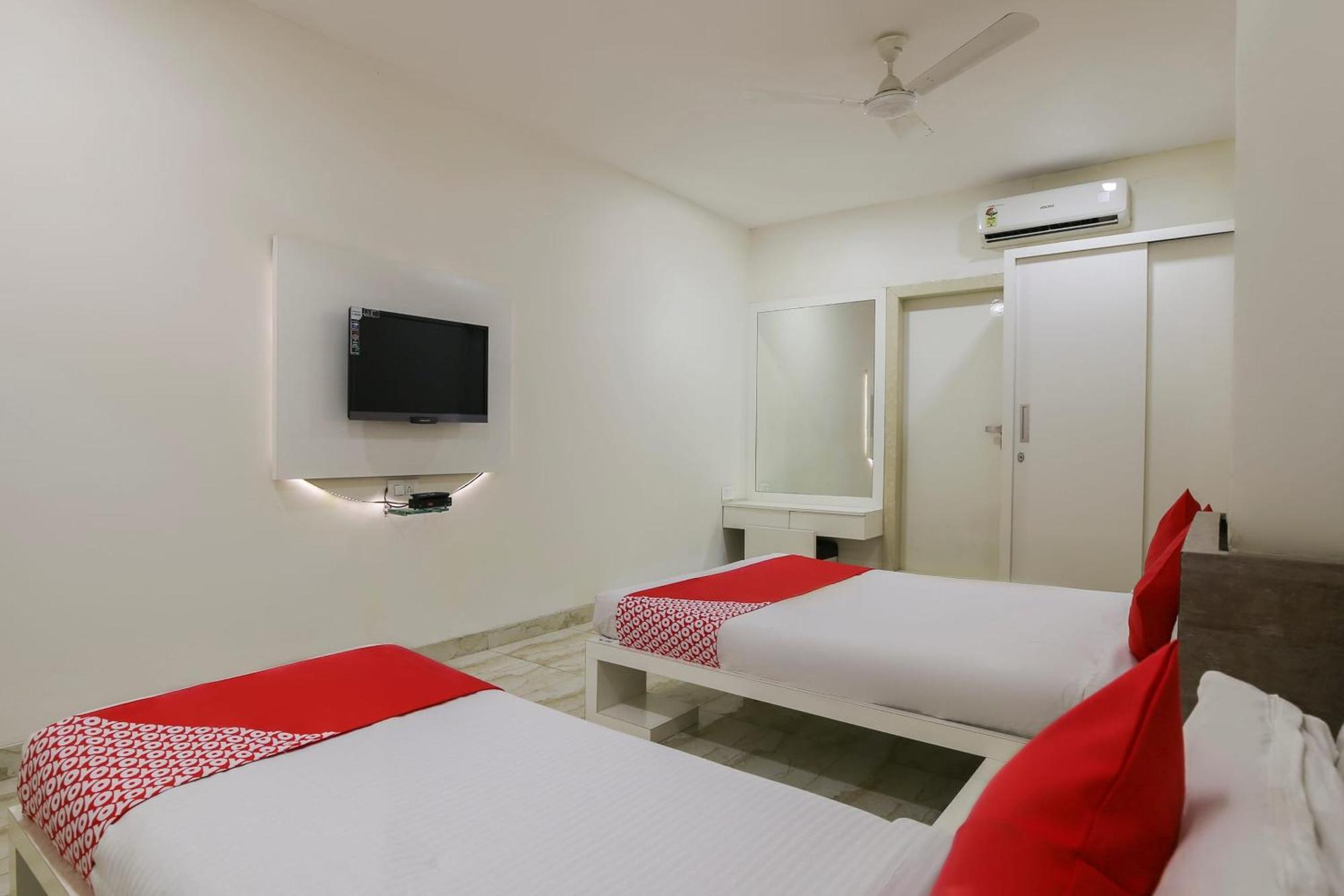 Hotel O Shiv Vatika Banquet & Rooms Bhatha Exterior photo