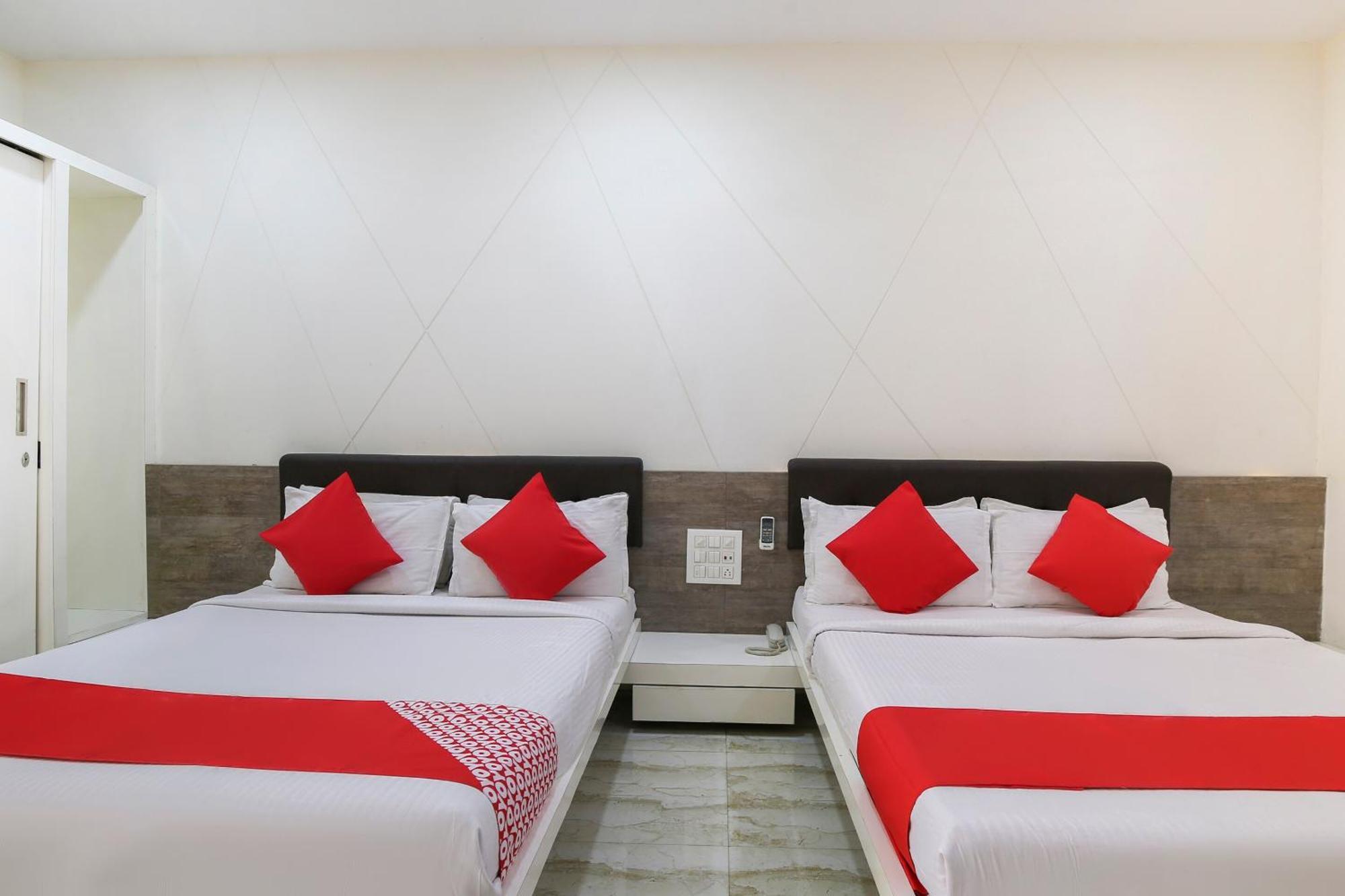 Hotel O Shiv Vatika Banquet & Rooms Bhatha Exterior photo