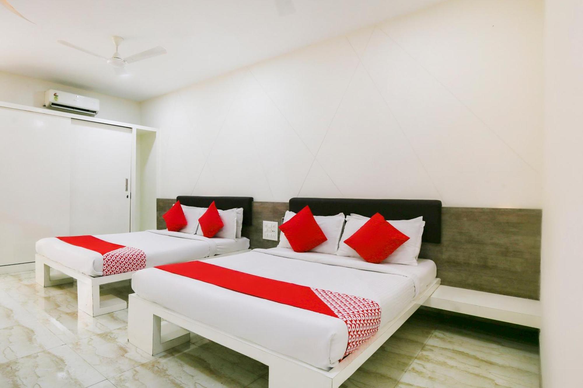 Hotel O Shiv Vatika Banquet & Rooms Bhatha Exterior photo